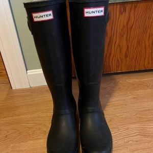 Hunter tall black rain boots
